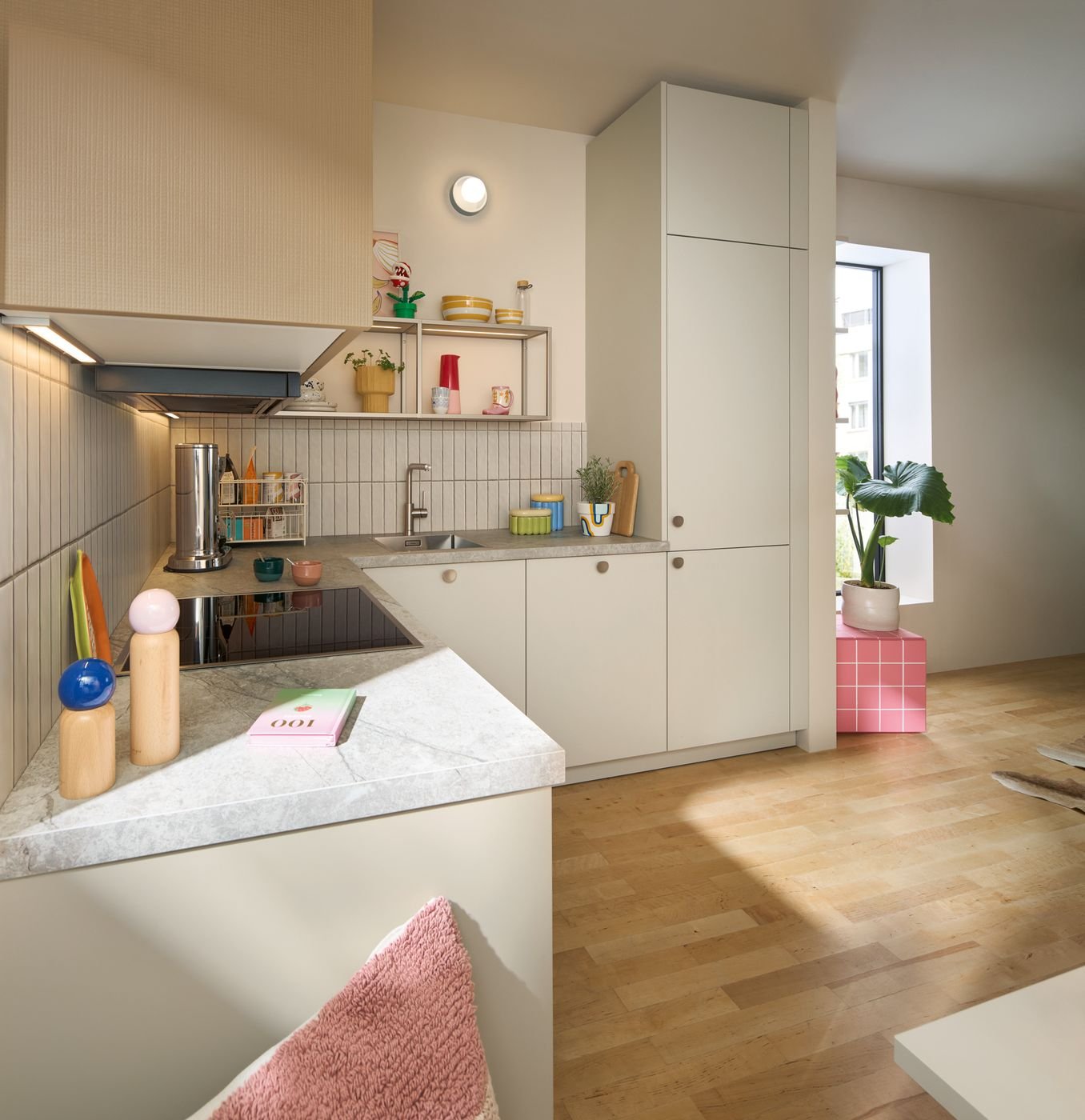 Cuisine SCHÜLLER Sora 2027, plan d'angle et colonnes